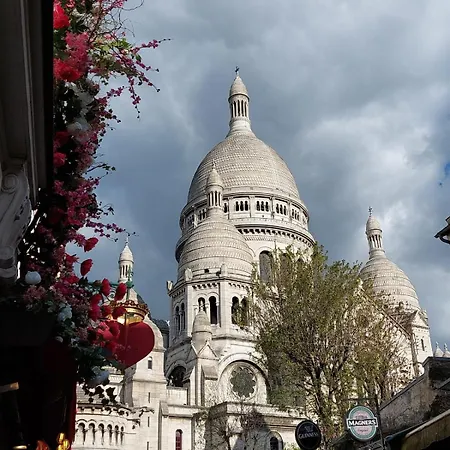 Perfect Down The Sacre Coeur Apartmán *